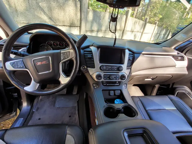 GMC Yukon - фото 4