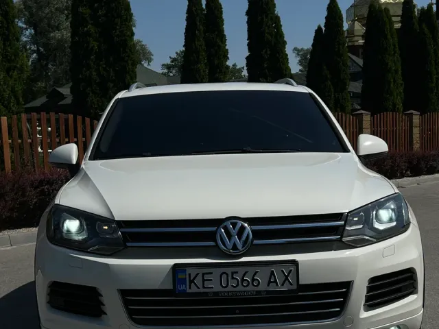 Volkswagen Touareg - фото 3