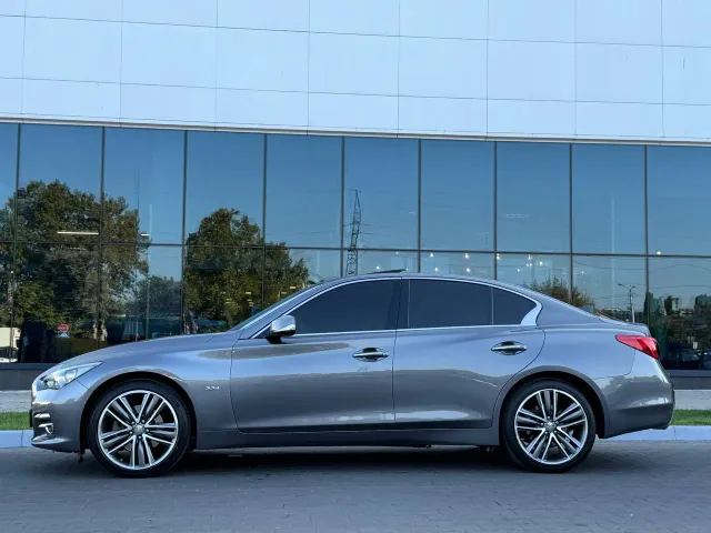 Infiniti Q50 - фото 3