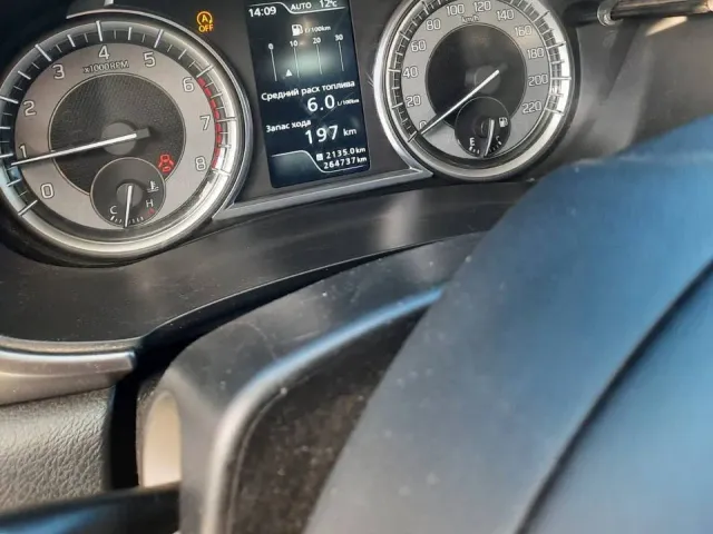 Suzuki Vitara - фото 4