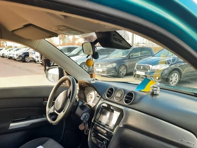 Suzuki Vitara - фото 5