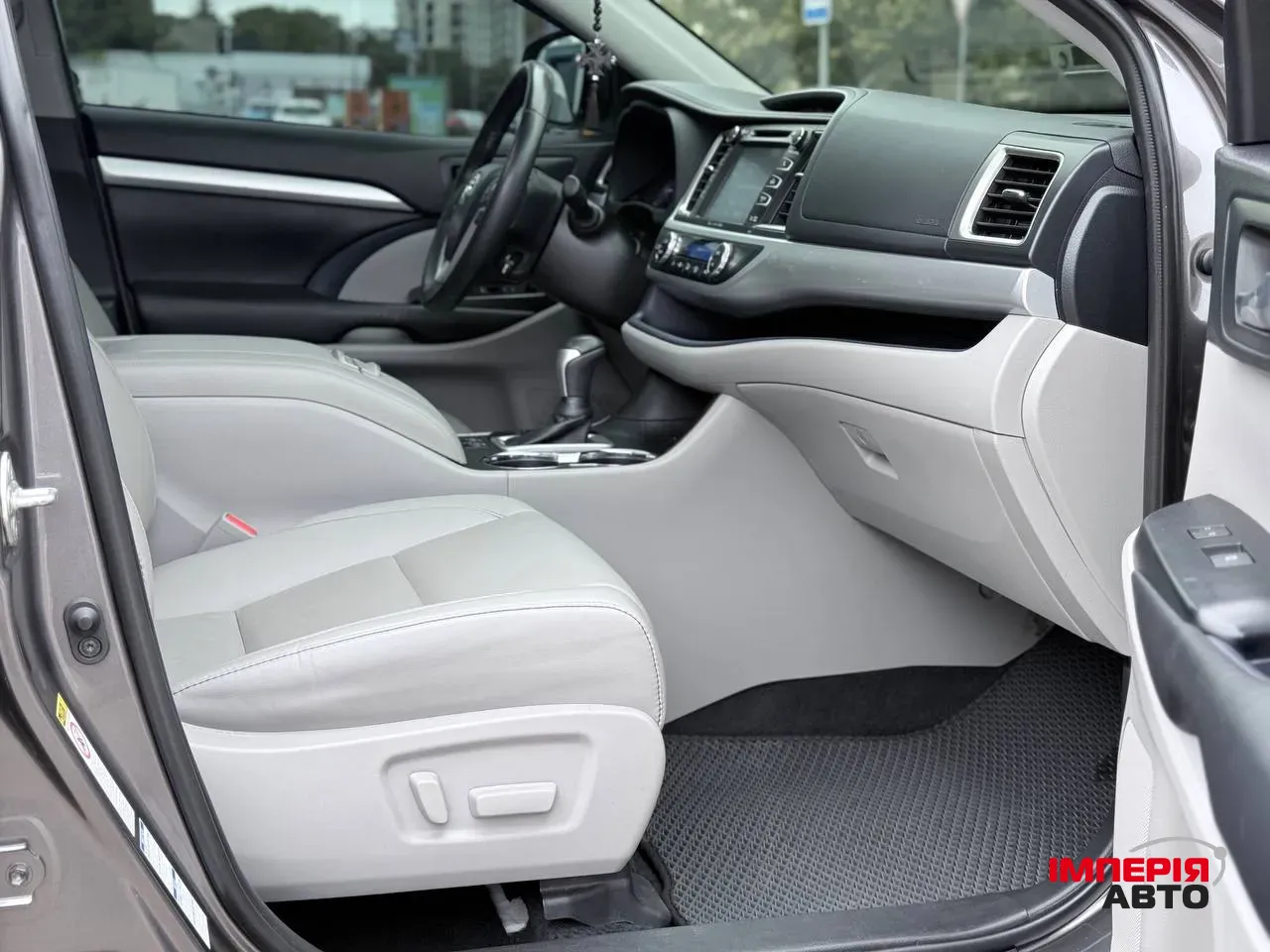 Toyota Highlander - фото 19