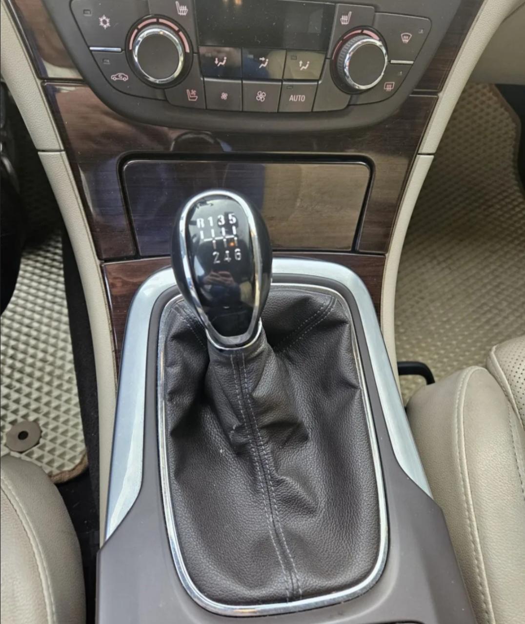 Opel Insignia - фото 10