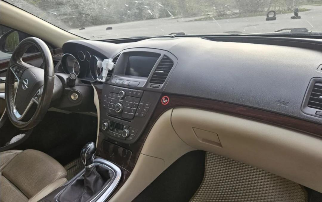 Opel Insignia - фото 12