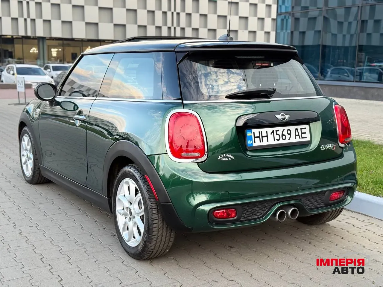 Mini Hatch - фото 5