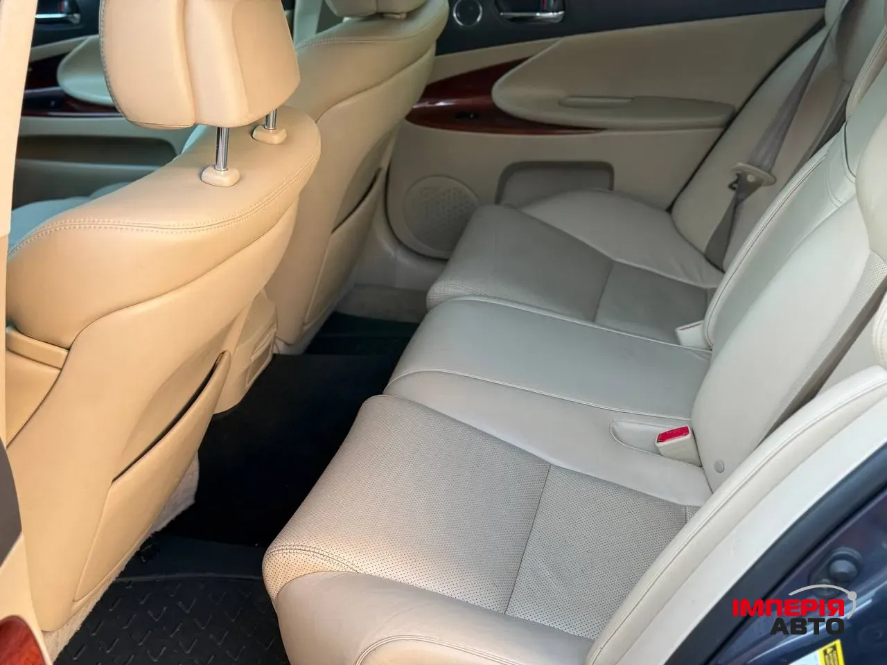 Lexus GS - фото 20