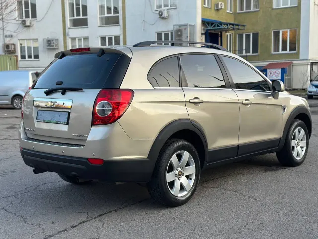 Chevrolet Captiva - фото 2