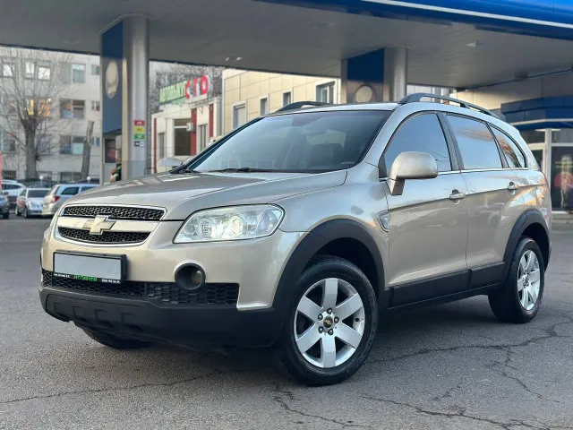 Chevrolet Captiva - фото 1
