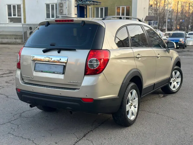 Chevrolet Captiva - фото 4