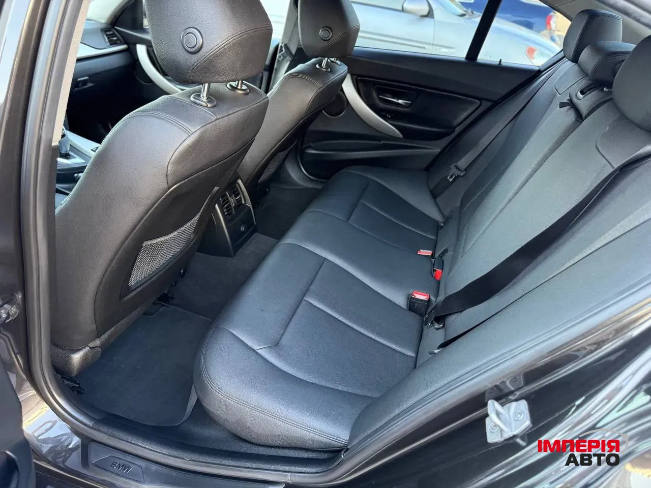 BMW 3 серії - фото 34