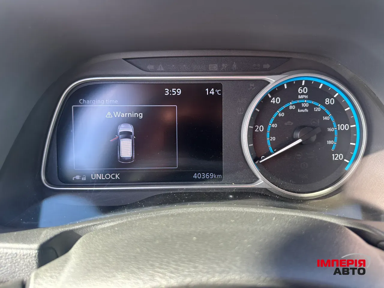 Nissan Leaf - фото 11