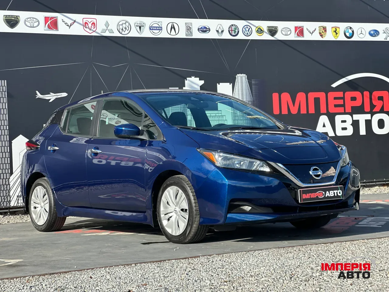 Nissan Leaf - фото 1