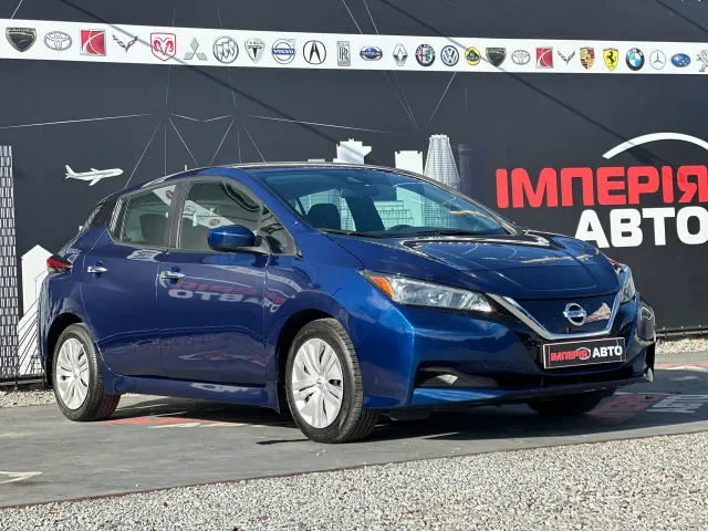 Nissan Leaf - фото 1