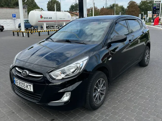 Hyundai Accent - фото 2