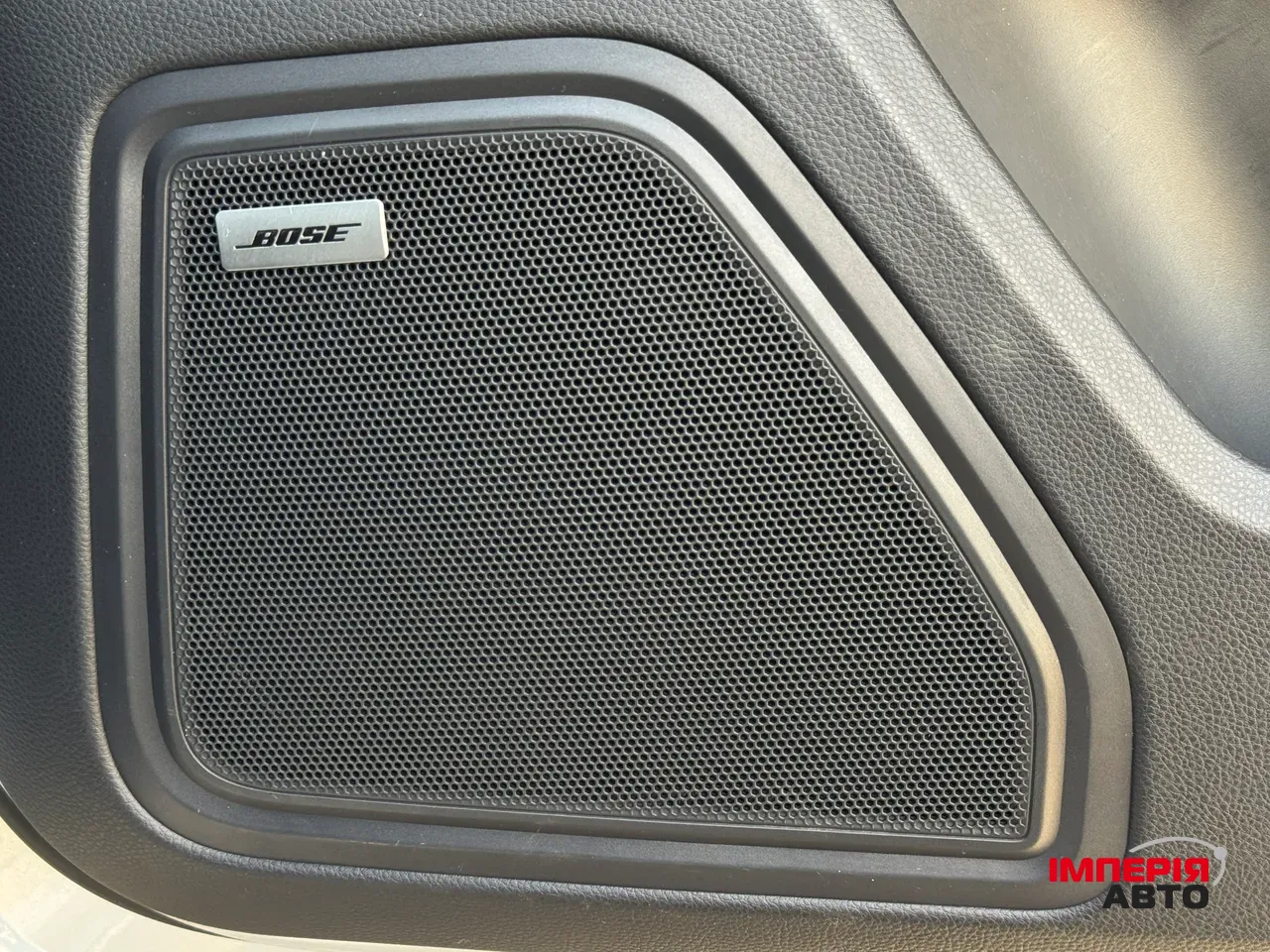 Porsche Macan - фото 28