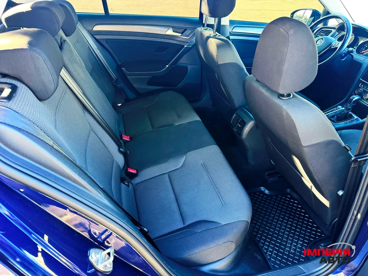 Volkswagen Golf - фото 9