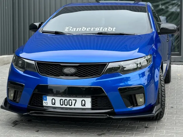 Kia Cerato - фото 1