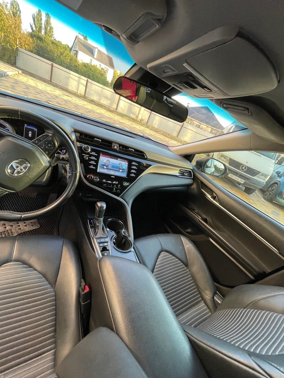Toyota Camry - фото 8