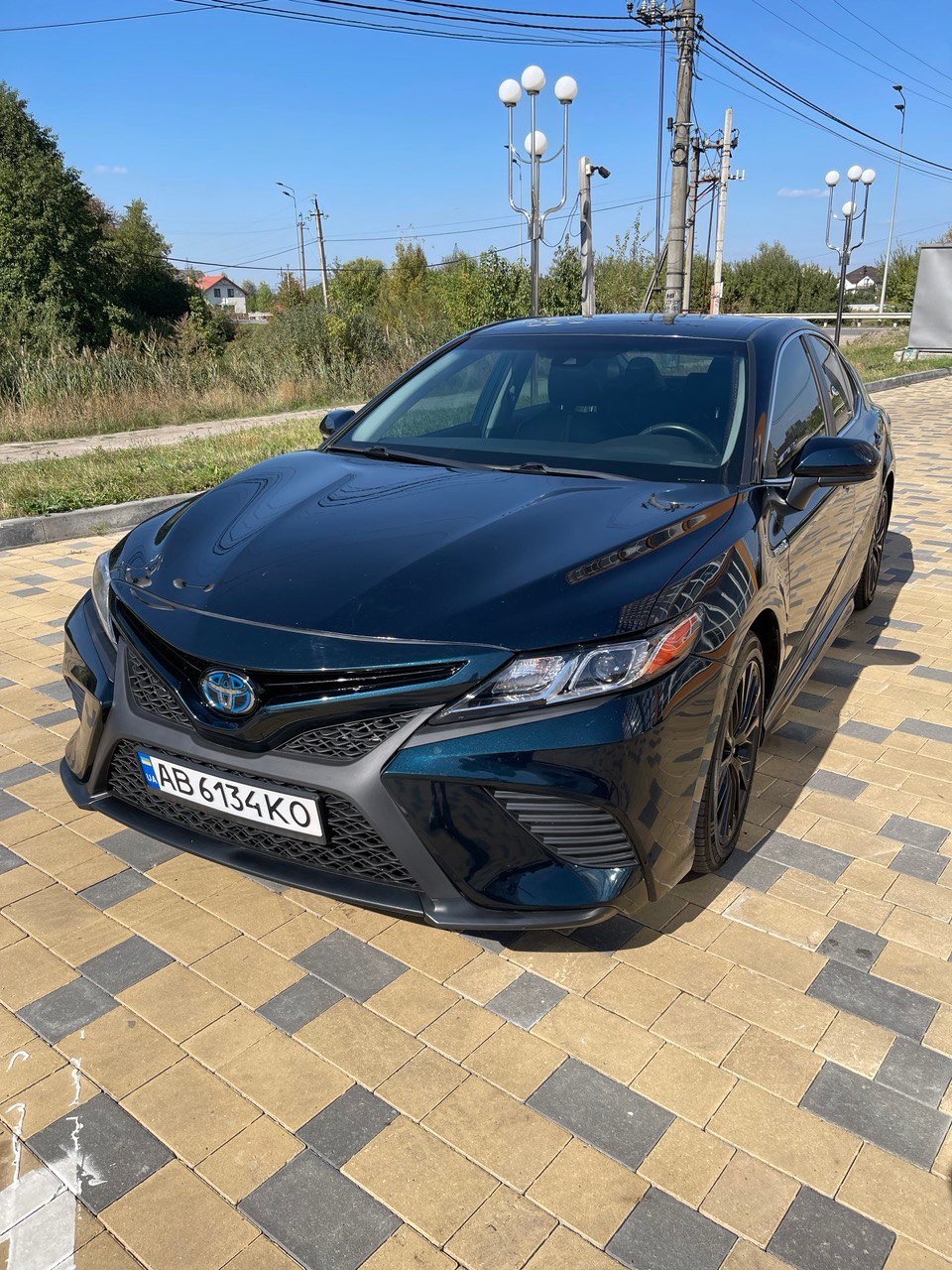 Toyota Camry - фото 2