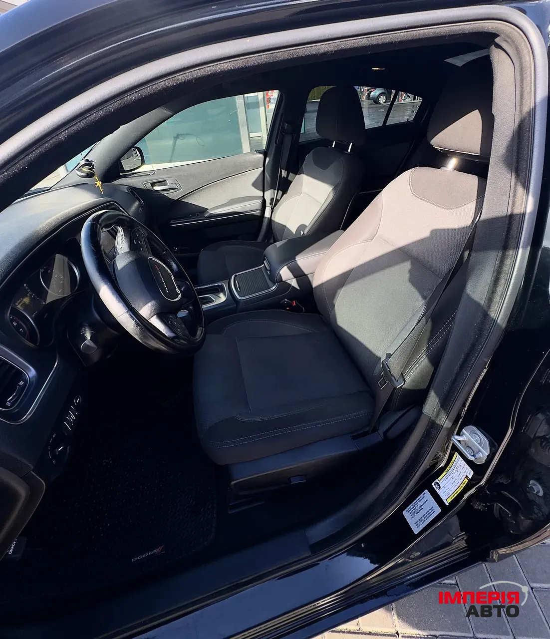 Dodge Charger - фото 8