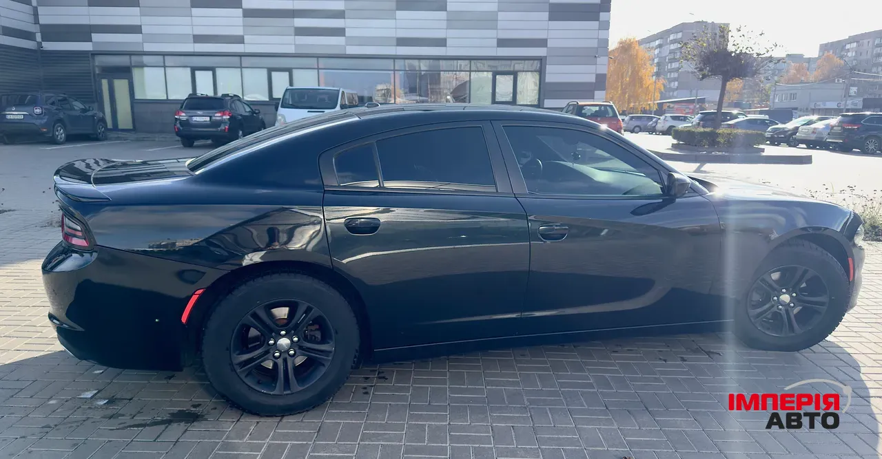 Dodge Charger - фото 6