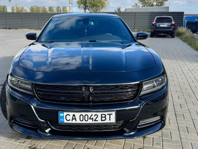 Dodge Charger - фото 1