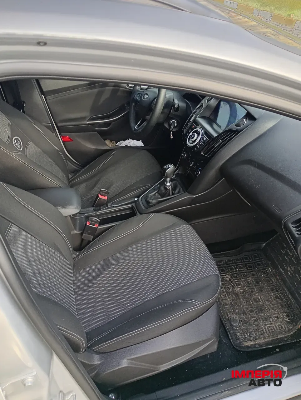 Ford Focus - фото 10