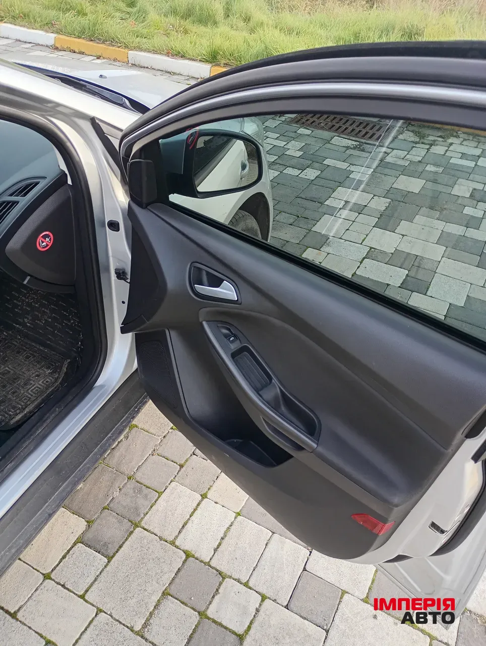 Ford Focus - фото 9