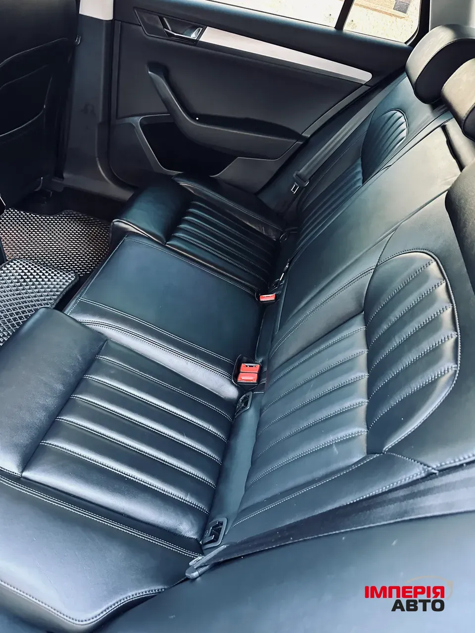 Skoda Superb - фото 25