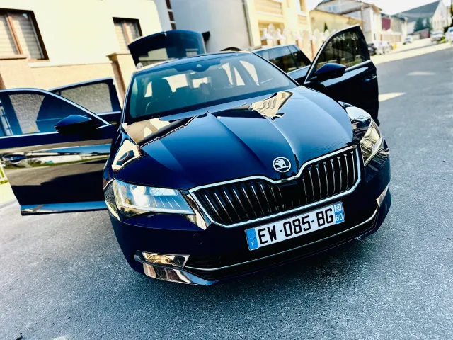Skoda Superb - фото 4