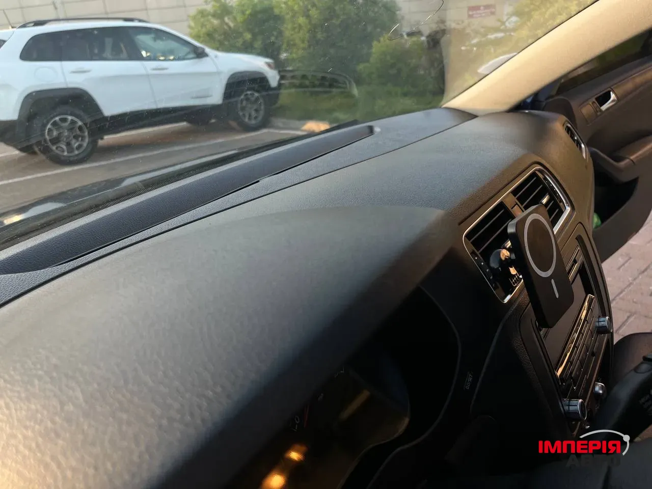 Volkswagen Jetta - фото 28