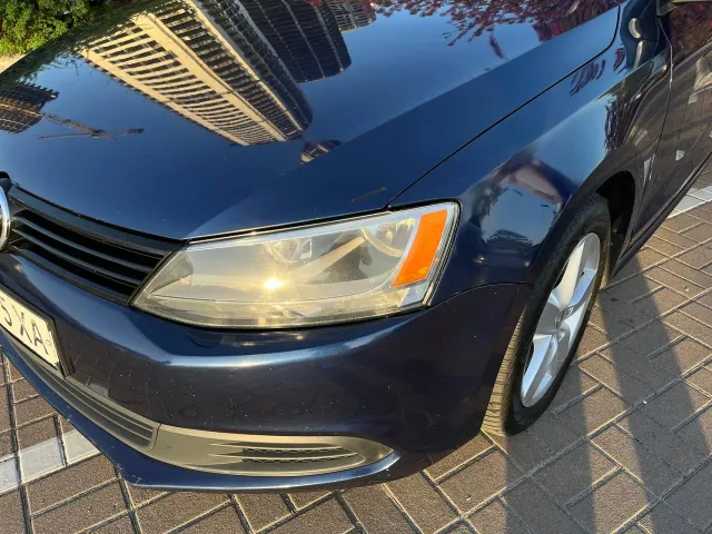 Volkswagen Jetta - фото 5