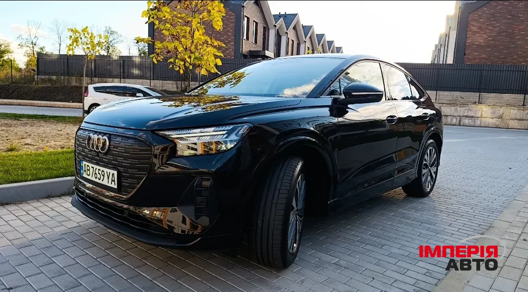 Audi Q4 Sportback e-tron - фото 4