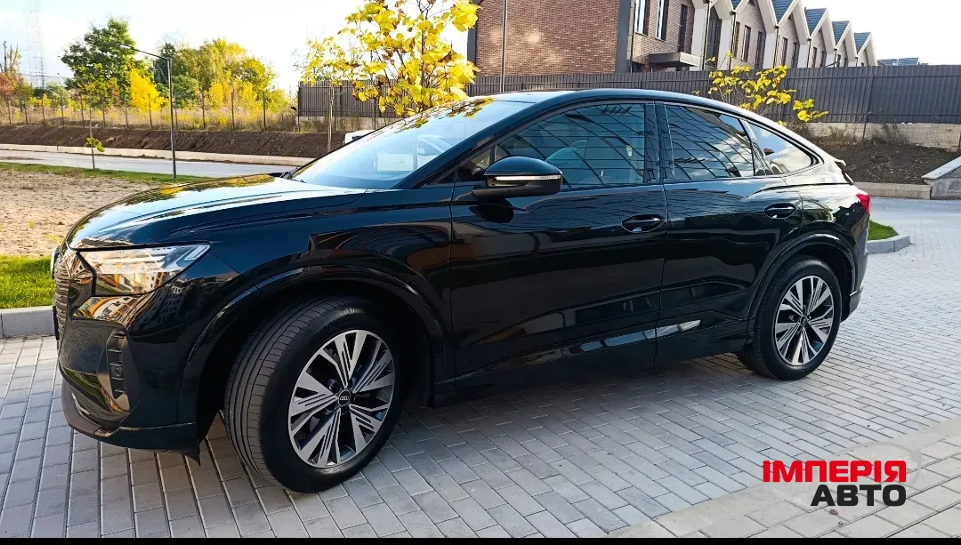 Audi Q4 Sportback e-tron - фото 17