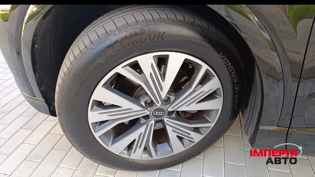 Audi Q4 Sportback e-tron - фото 18