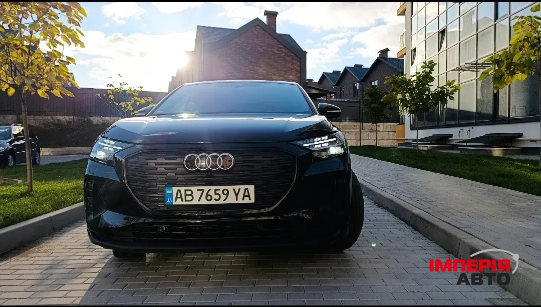 Audi Q4 Sportback e-tron - фото 2