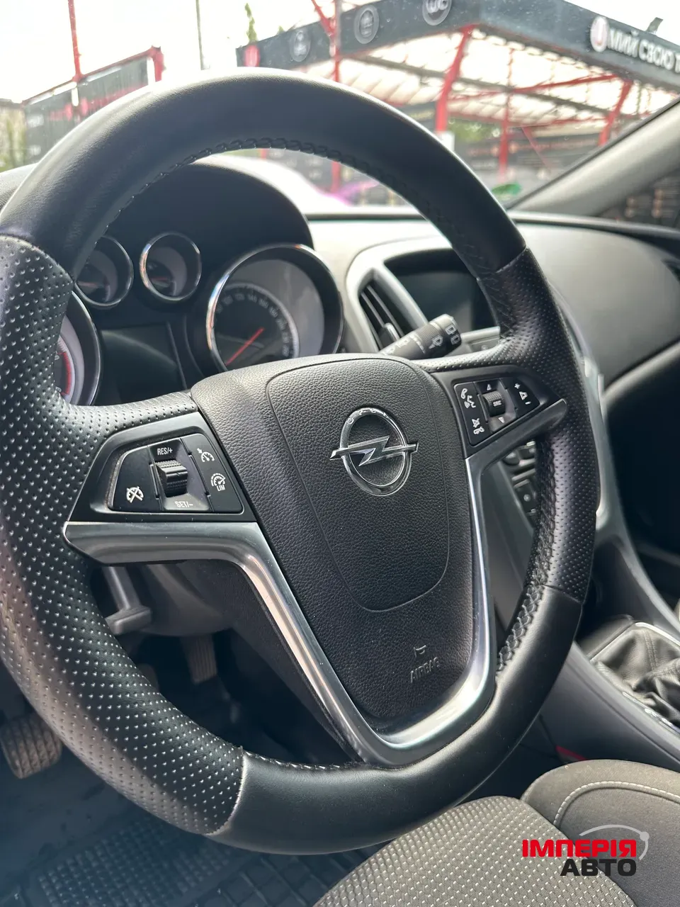 Opel Astra - фото 8