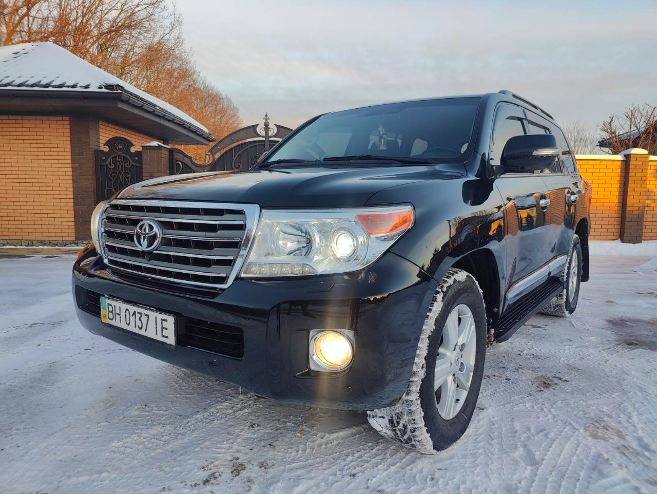 Toyota Land Cruiser - фото 1