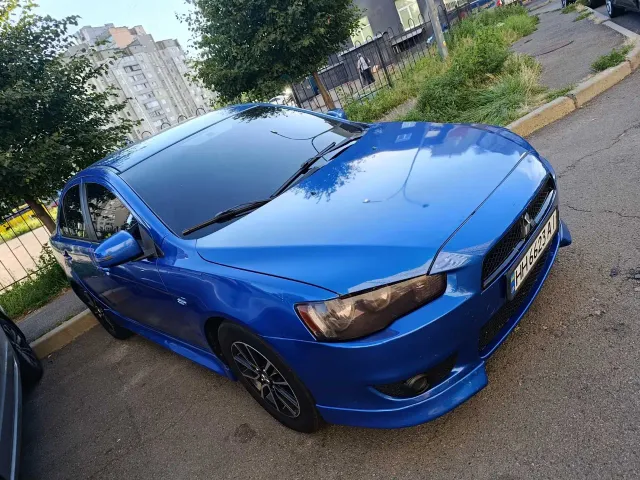 Mitsubishi Lancer - фото 2