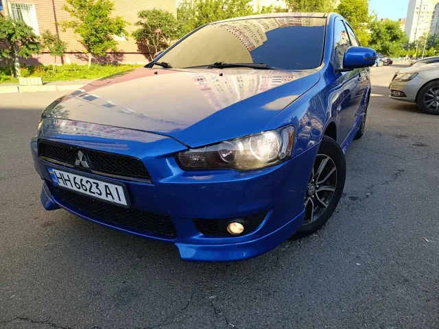 Mitsubishi Lancer - фото 1