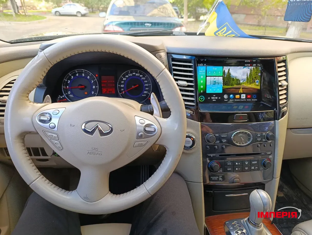 Infiniti FX - фото 6