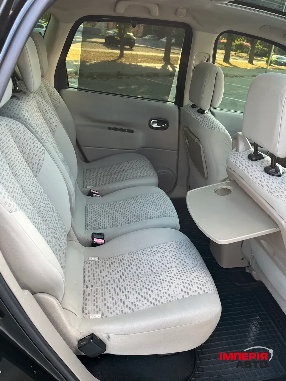 Renault Scenic - фото 7