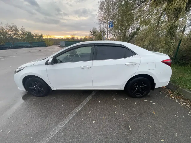 Toyota Corolla - фото 5