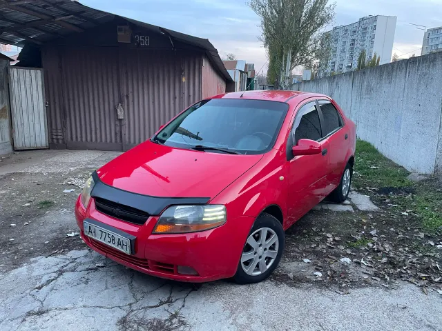 Chevrolet Aveo - фото 1