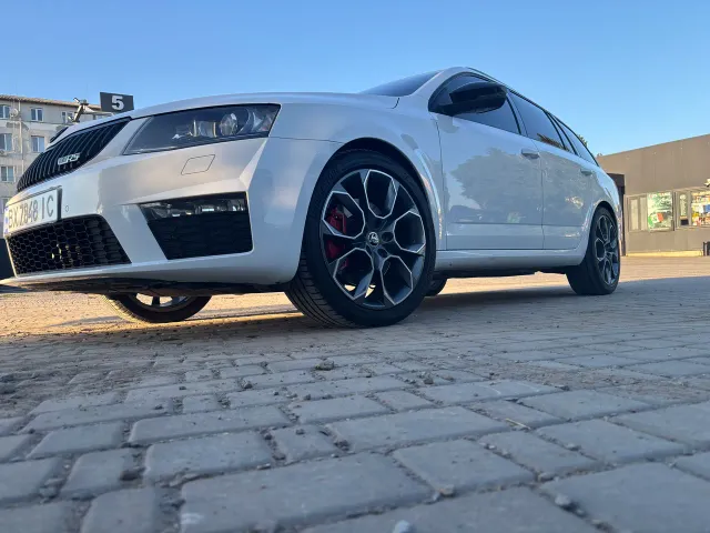 Skoda Octavia RS - фото 2