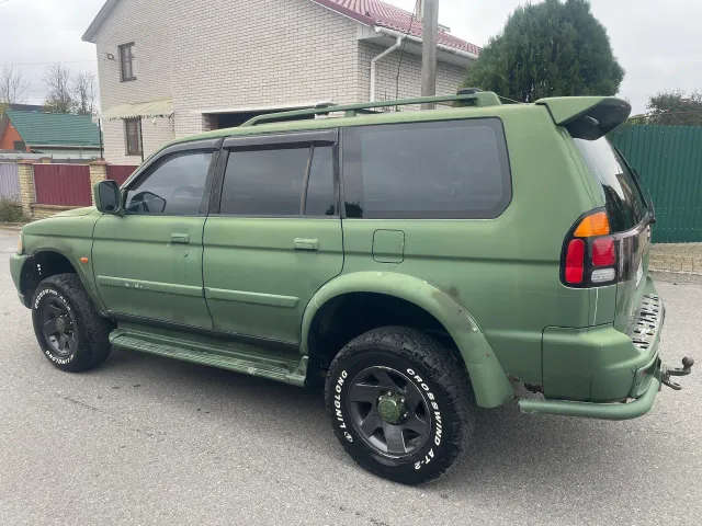 Mitsubishi Pajero Sport - фото 3