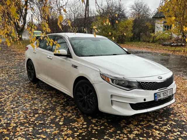 Kia Optima - фото 4