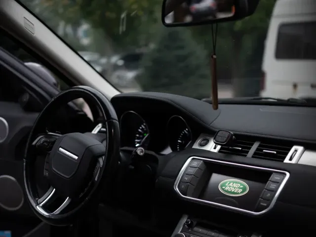 Land Rover Range Rover Evoque - фото 4