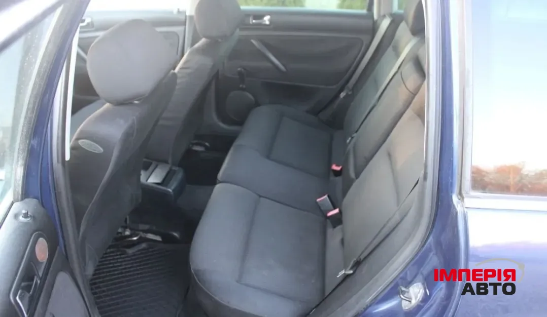 Volkswagen Passat - фото 2