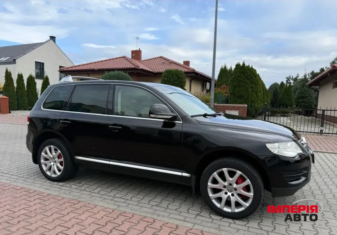 Volkswagen Touareg - фото 5